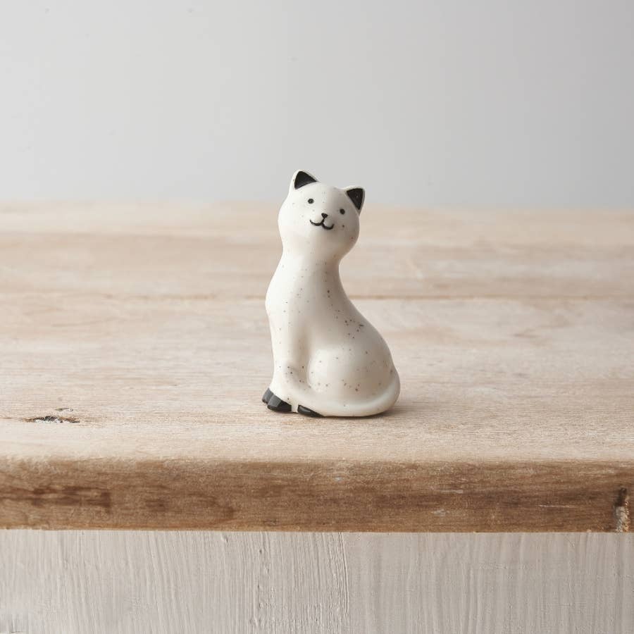 Speckled Porcelain Cat, 6cm