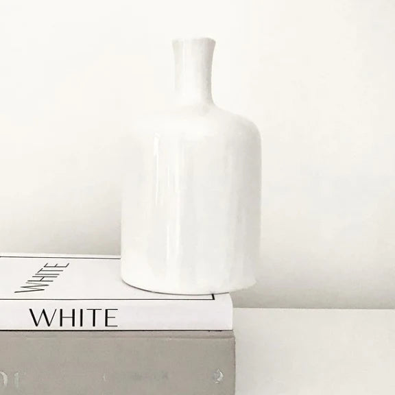 Teo white gloss vase