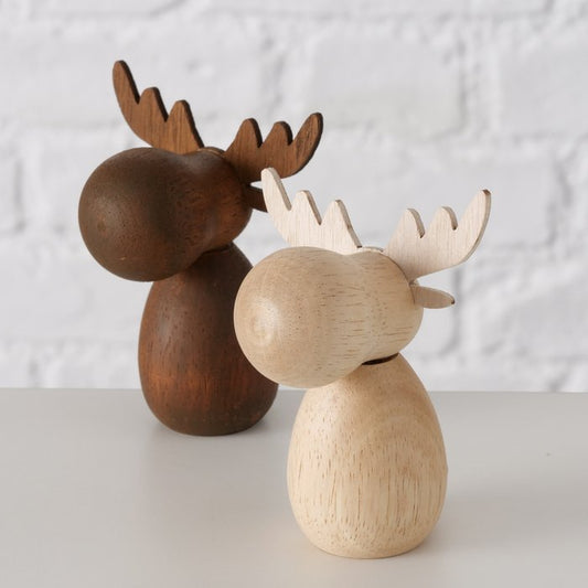 Set of 2 Wooden deer ornament. Choice of natural or dark wood