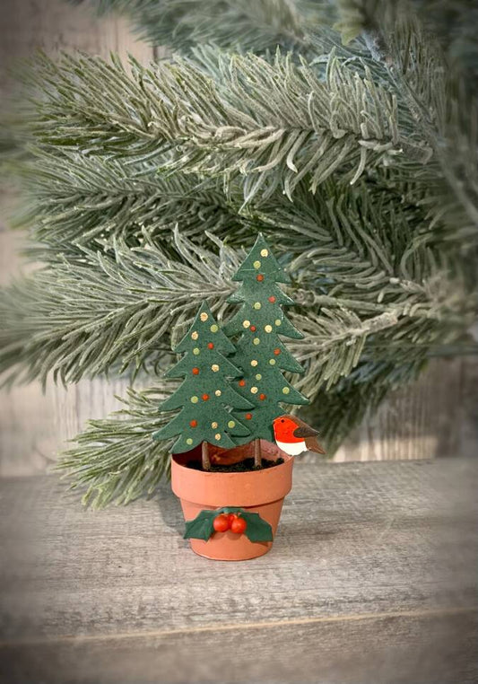 Shoeless Joe Festive Tree Decoration Plant pot with robins