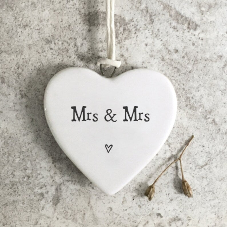 Mini Porcelain Wedding Hearts, Mr Mr/Mrs Mrs/Mr Mrs Bridesmaid Hanging Heart, Wedding Porcelain Keepsake For Couple, Mr Mrs Sign