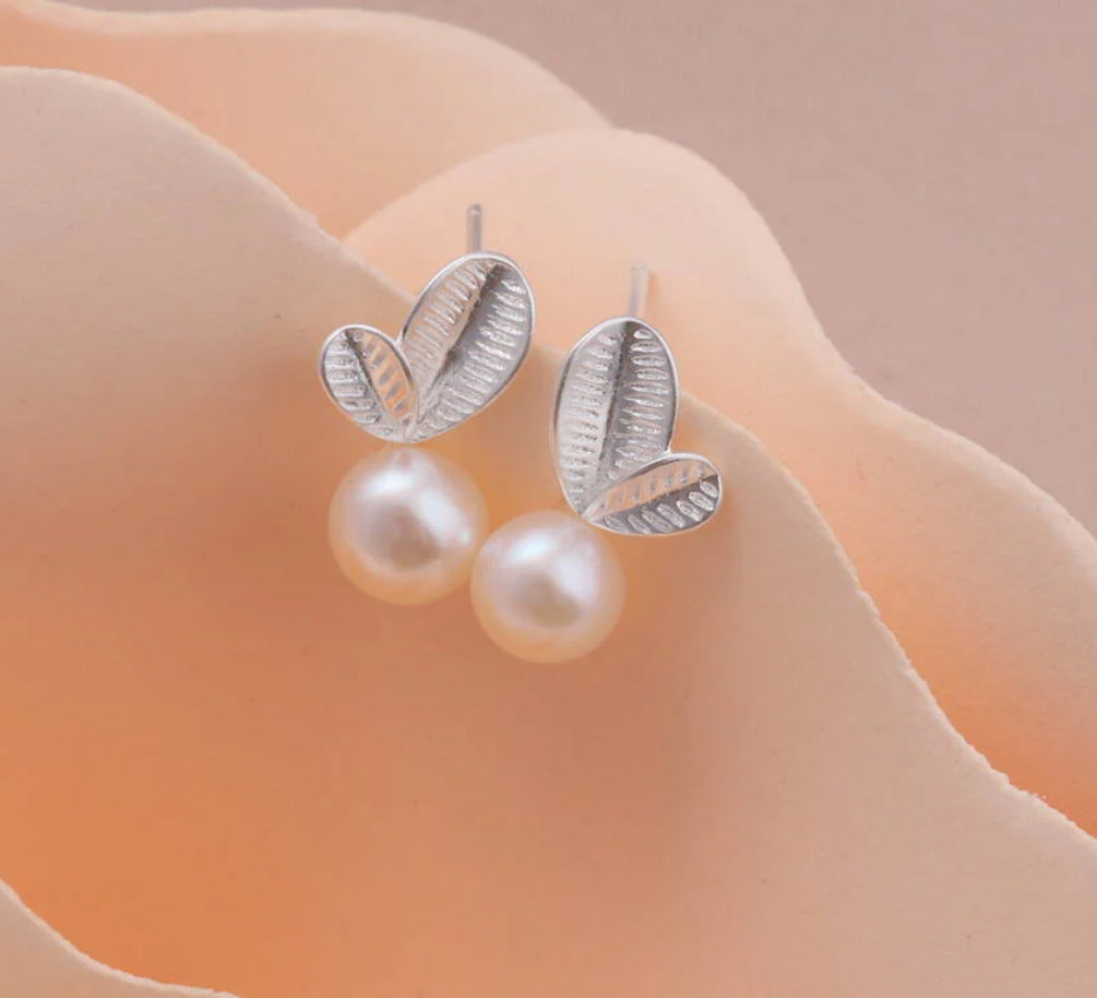 Bridesmaid Thank You' Pearl Earrings