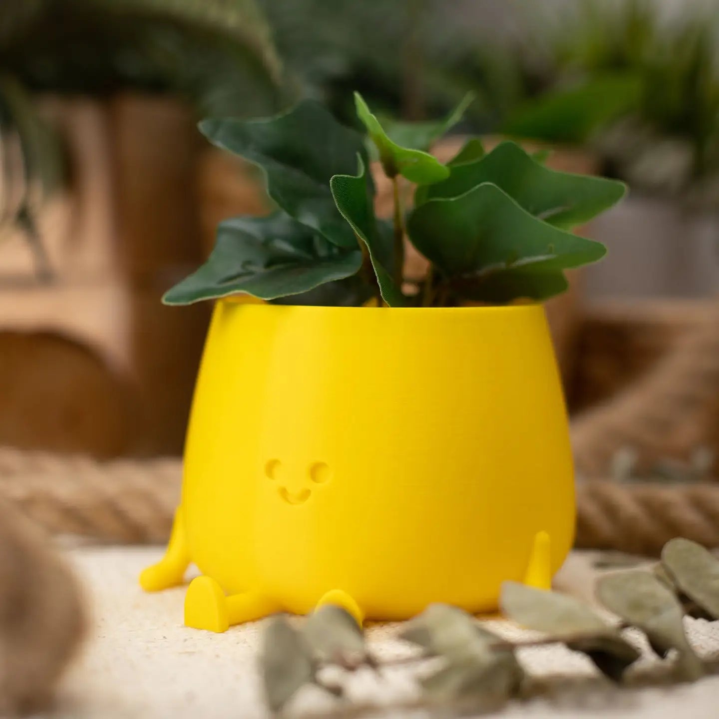 happy pot planter - yellow - medium size