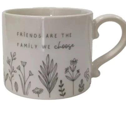 MOMENTS MUG - FRIENDS ARE FAMILY