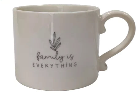 MOMENTS MUG - FAMILY IS EVERYTHING